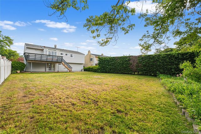 787 Vivian Court, Baldwin Harbor, NY 11510