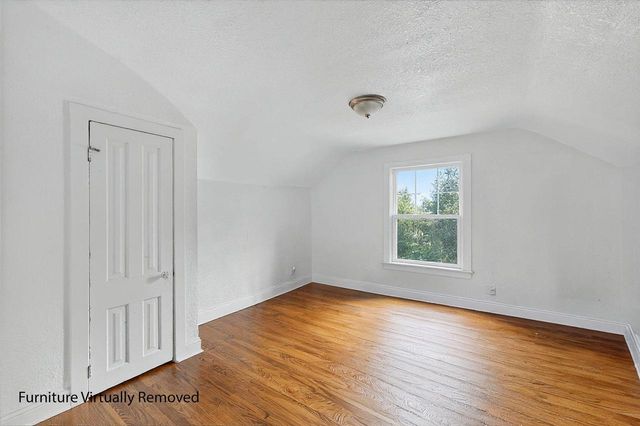 1609 St Clair STREET, Racine, WI 53403