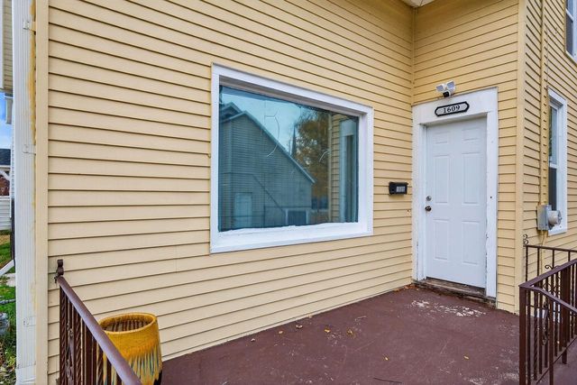 1609 St Clair STREET, Racine, WI 53403