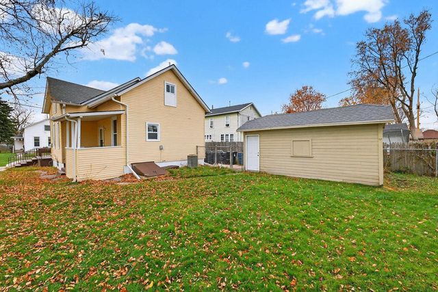 1609 St Clair STREET, Racine, WI 53403