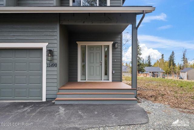 11490 Hillside Drive, Anchorage, AK 99507