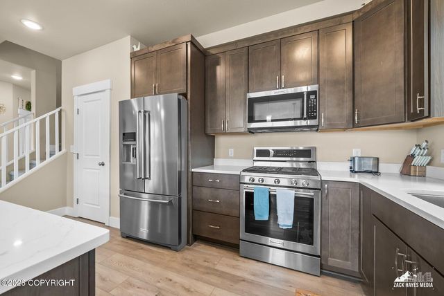 11490 Hillside Drive, Anchorage, AK 99507