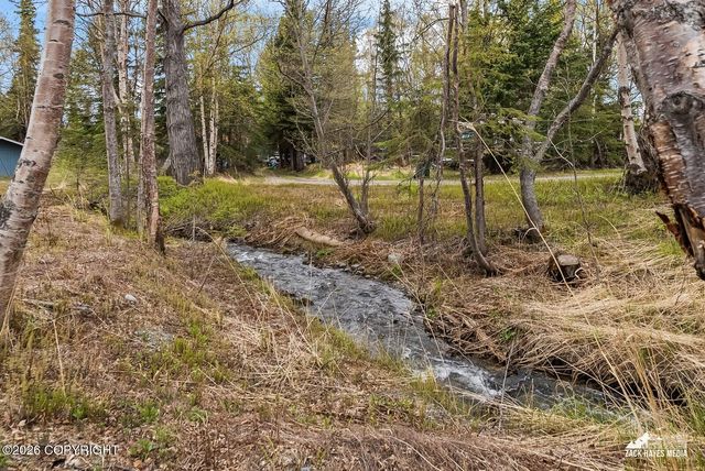 11490 Hillside Drive, Anchorage, AK 99507