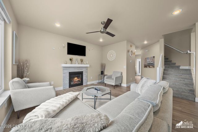 11490 Hillside Drive, Anchorage, AK 99507