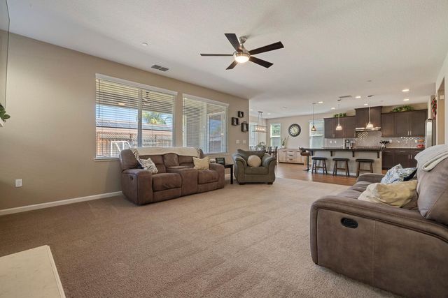 263 Franklin Ln, Ripon, CA 95366