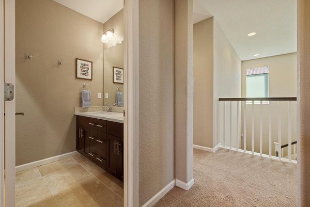 263 Franklin Ln, Ripon, CA 95366