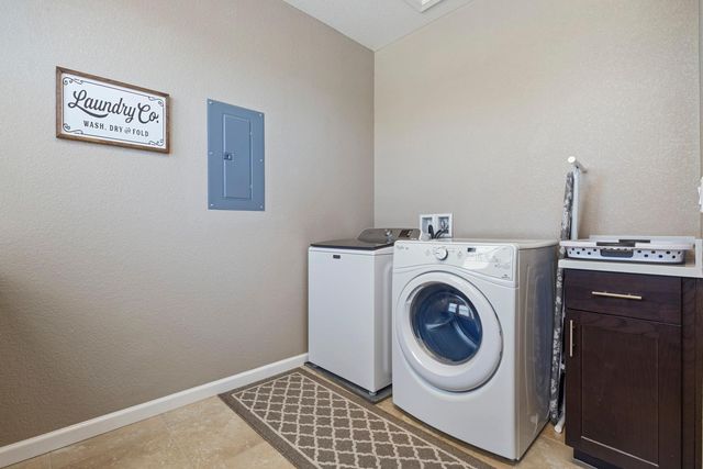 263 Franklin Ln, Ripon, CA 95366