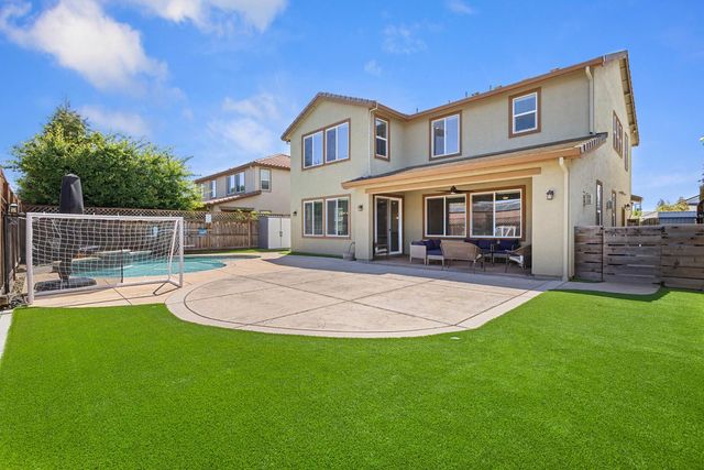 263 Franklin Ln, Ripon, CA 95366