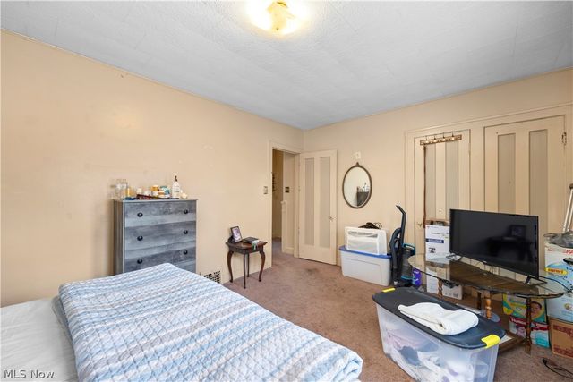 4552 Broadview Road, Cleveland, OH 44109