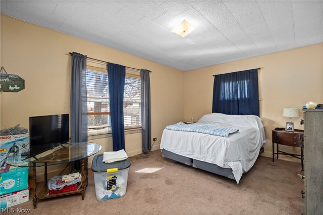 4552 Broadview Road, Cleveland, OH 44109