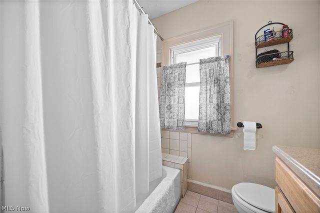 4552 Broadview Road, Cleveland, OH 44109