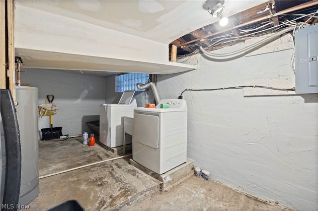 4552 Broadview Road, Cleveland, OH 44109