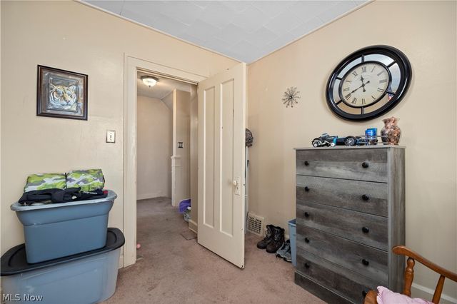 4552 Broadview Road, Cleveland, OH 44109