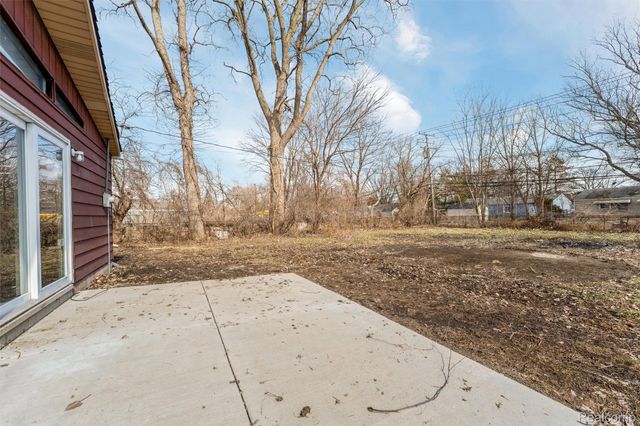 37196 S Groesbeck Highway, Clinton Charter Township, MI 48036