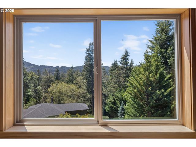 4312 WENDELL Ln, Eugene, OR 97405