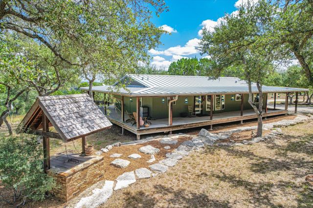 900 LONGHORN TRL, Wimberley, TX 78676