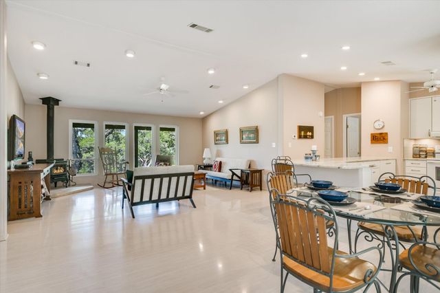 900 LONGHORN TRL, Wimberley, TX 78676