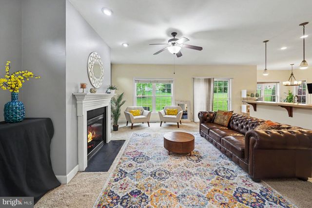 2471 RALEIGH RD, Hummelstown, PA 17036