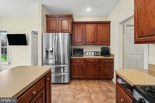2471 RALEIGH RD, Hummelstown, PA 17036