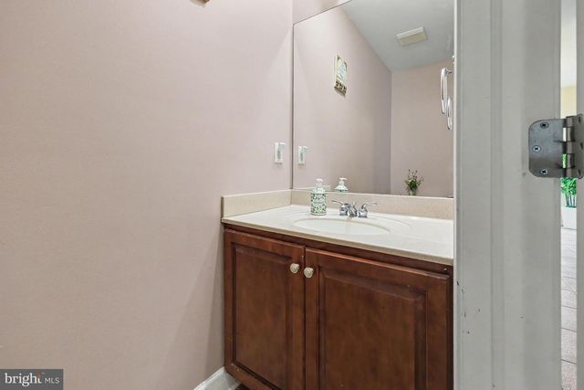 2471 RALEIGH RD, Hummelstown, PA 17036