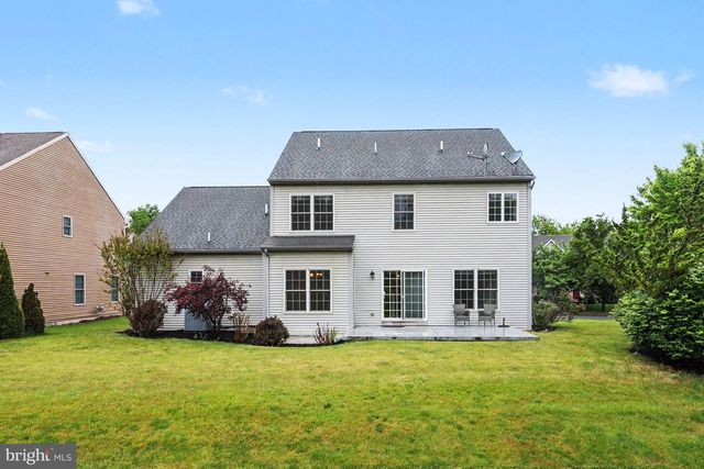 2471 RALEIGH RD, Hummelstown, PA 17036