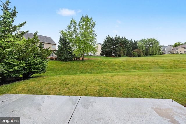 2471 RALEIGH RD, Hummelstown, PA 17036