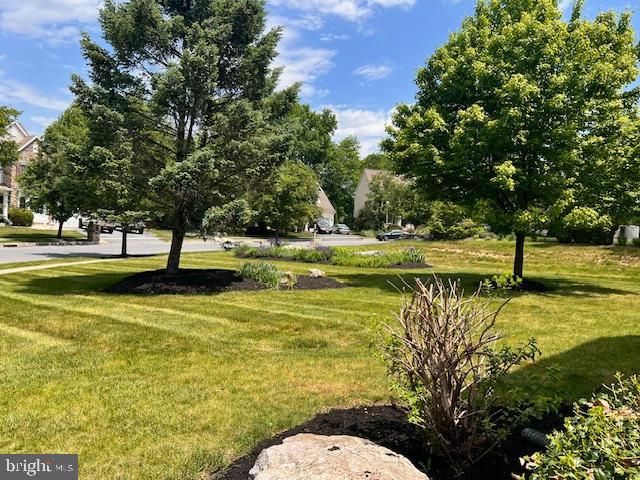 2471 RALEIGH RD, Hummelstown, PA 17036