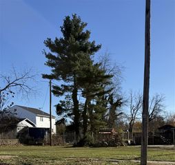 712 Wayne Street, Niles, MI 49120