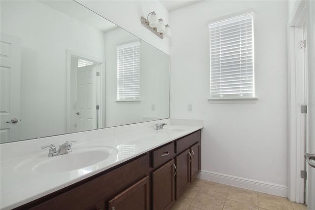 8323 LOOKOUT POINTE DRIVE, Windermere, FL 34786