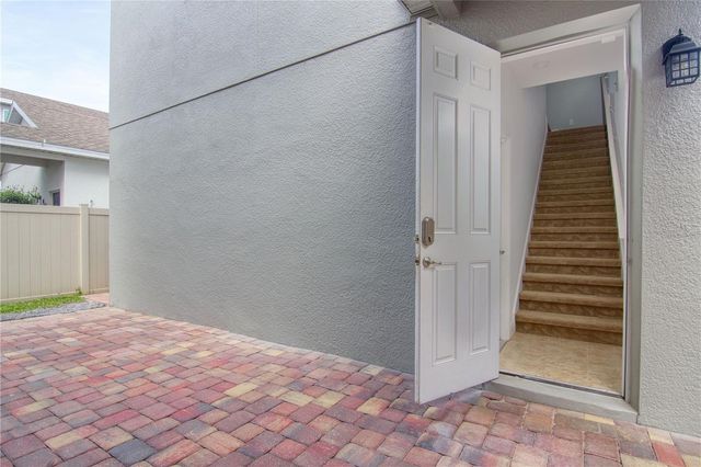 8323 LOOKOUT POINTE DRIVE, Windermere, FL 34786