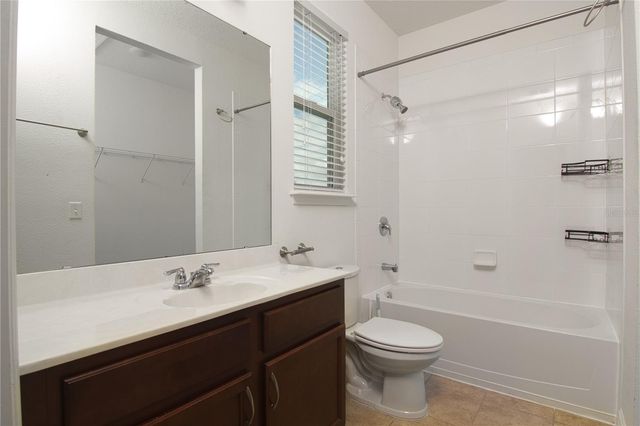 8323 LOOKOUT POINTE DRIVE, Windermere, FL 34786