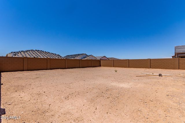 15821 W BRONCO Trail, Surprise, AZ 85387