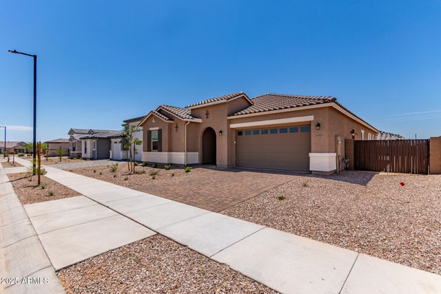 15821 W BRONCO Trail, Surprise, AZ 85387