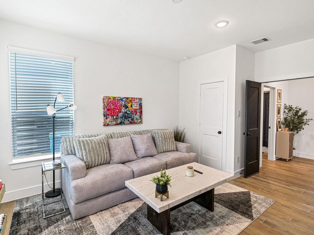 15150 Post Oak Falls Drive, Cypress, TX 77433