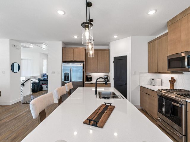 15150 Post Oak Falls Drive, Cypress, TX 77433