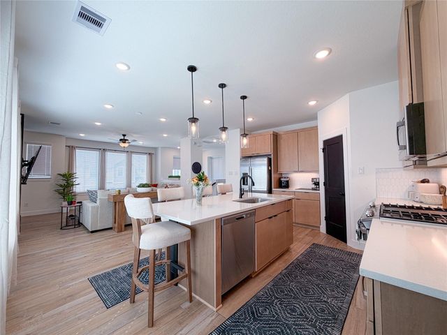 15150 Post Oak Falls Drive, Cypress, TX 77433