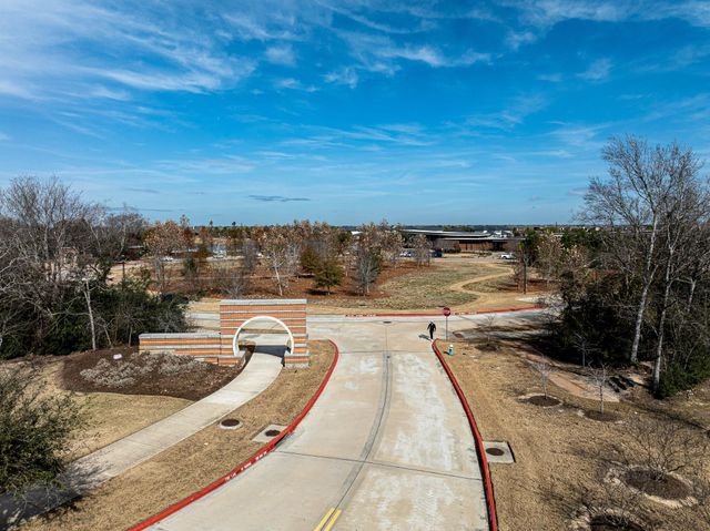 15150 Post Oak Falls Drive, Cypress, TX 77433