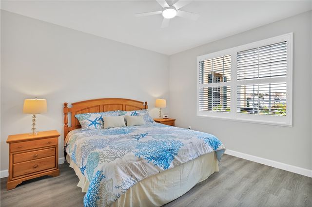 5520 N Harbor Village Drive 105, Vero Beach, FL 32967