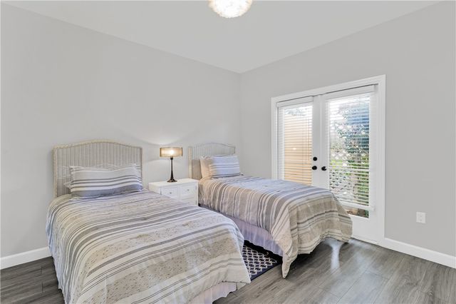 5520 N Harbor Village Drive 105, Vero Beach, FL 32967