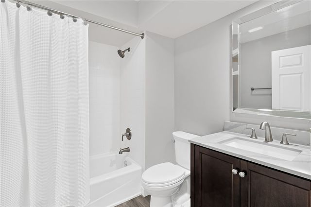 5520 N Harbor Village Drive 105, Vero Beach, FL 32967