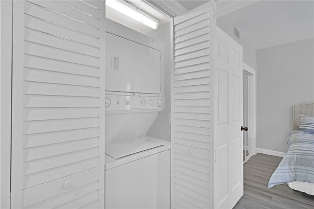 5520 N Harbor Village Drive 105, Vero Beach, FL 32967