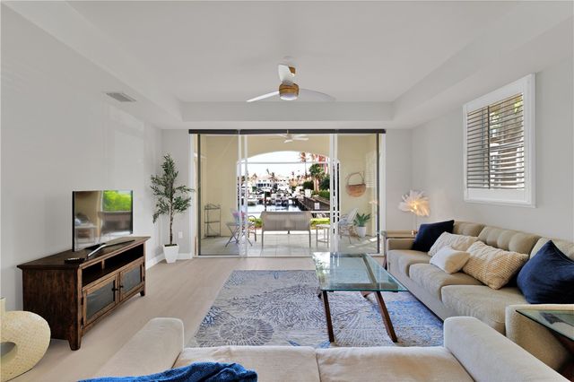 5520 N Harbor Village Drive 105, Vero Beach, FL 32967