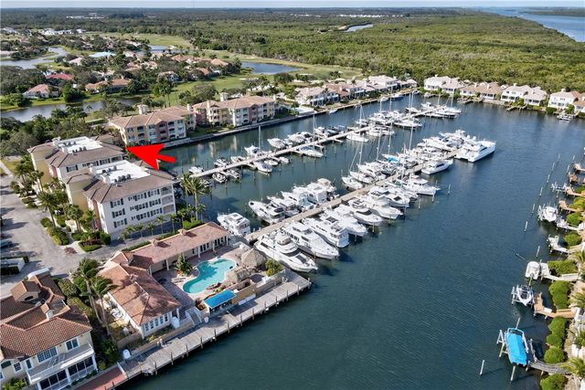 5520 N Harbor Village Drive 105, Vero Beach, FL 32967