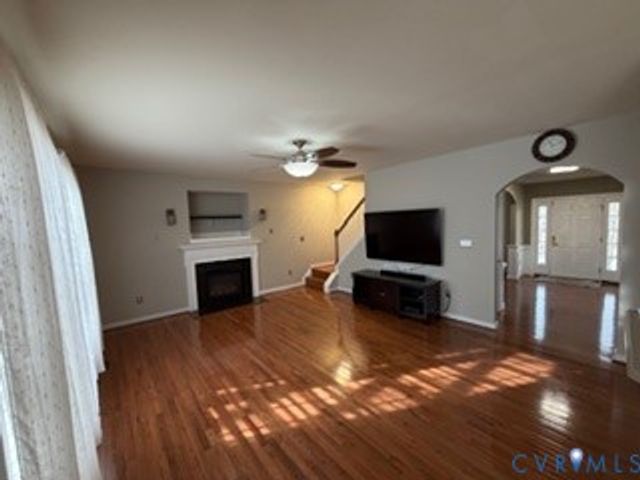 1406 Lundy Ter, Midlothian, VA 23114