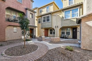 1714 N 77TH Glen, Phoenix, AZ 85035