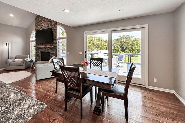 11749 DUMFRIES Avenue, Council Bluffs, IA 51503