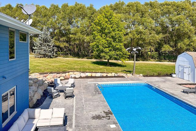 11749 DUMFRIES Avenue, Council Bluffs, IA 51503