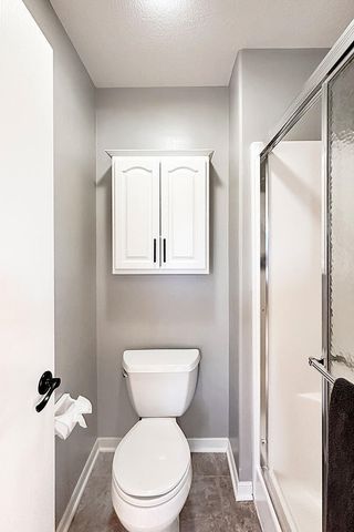 11749 DUMFRIES Avenue, Council Bluffs, IA 51503