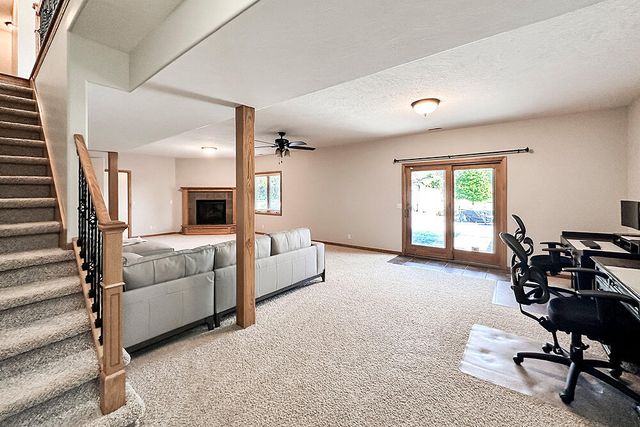 11749 DUMFRIES Avenue, Council Bluffs, IA 51503