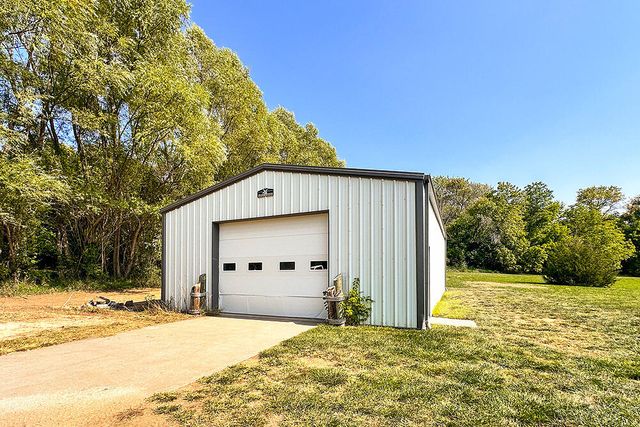 11749 DUMFRIES Avenue, Council Bluffs, IA 51503